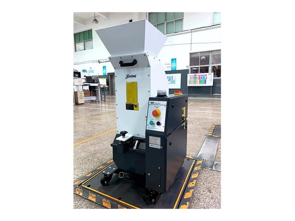 Фото объявления Тихоходная дробилка для пластмасс Shini SG-16N-20N